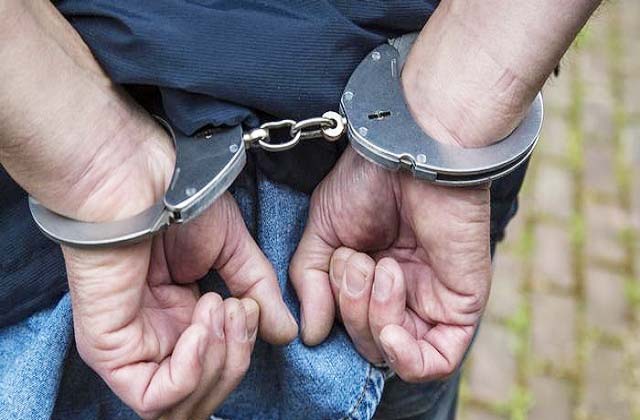 मोतिहारी में दो पुलिसकर्मी गिरफ्तार