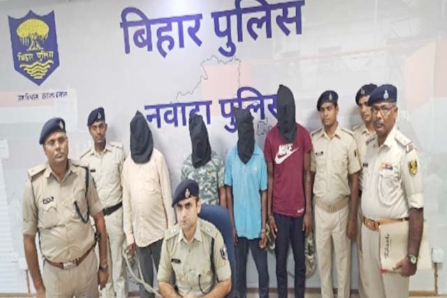 पीट- पीटकर हत्या के मामले में चार अभियुक्त को पुलिस ने किया गिरफ्तार