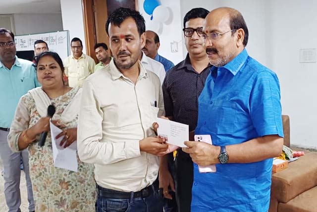 प्रधानमंत्री की स्वपनिल योजना का लाभ हर अंतिम लाभुकों तक पहुंच रहा है : नारायण दास