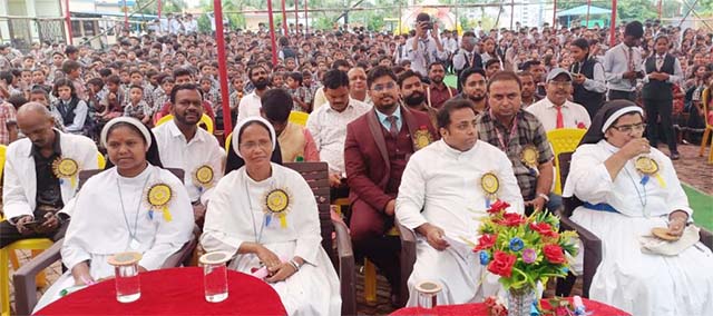 संत थॉमस स्कूल गोविंदपुर में शिक्षक दिवस पर सांस्कृतिक कार्यक्रम का हुआ आयोजन