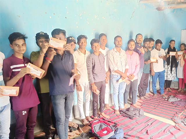 अखिल भारतीय विद्यार्थी परिषद ने चलाया सदस्यता अभियान सरवां प्रखंड में
