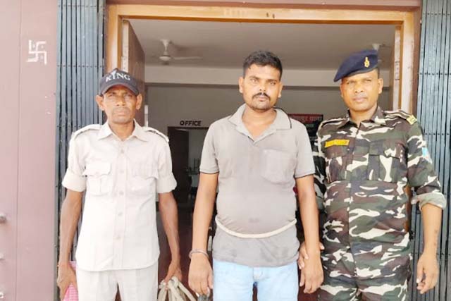 डीजल व बकरी चोरी के फरार आरोपी को पुलिस ने किया गिरफ्तार