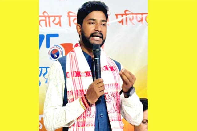 सफाई कर्मियों की हड़ताल जल्द समाप्त करें प्रशासन व सरकार अन्यथा होगा उग्र आंदोलन : शुभम