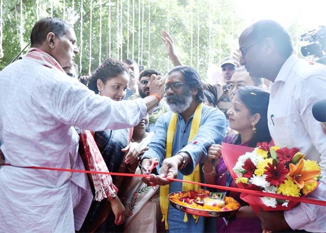 मुख्यमंत्री ने दिल्ली के कनॉट प्लेस में झारखंड भवन का किया उद्घाटन