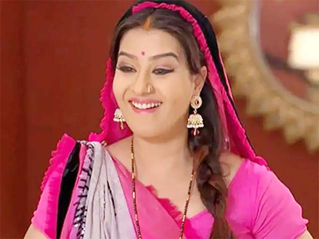 बिग बॉस विजेता एक्ट्रेस शिल्पा शिंदे ने बॉलीवुड प्रोड्यूसर पर लगाया यौन शोषण का आरोप