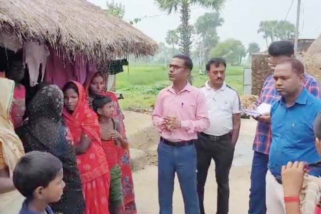 डायरिया प्रभावित गांवों का स्वास्थ्य विभाग का टीम ने किया निरीक्षण