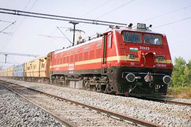 पूर्व रेलवे की ओर से 40 छठ और दिवाली विशेष ट्रेनें