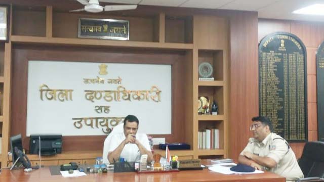 चुनाव आयोग के दिशा निर्देशों का अक्षरशः अनुपालन करें सभी पार्टियां : डीसी