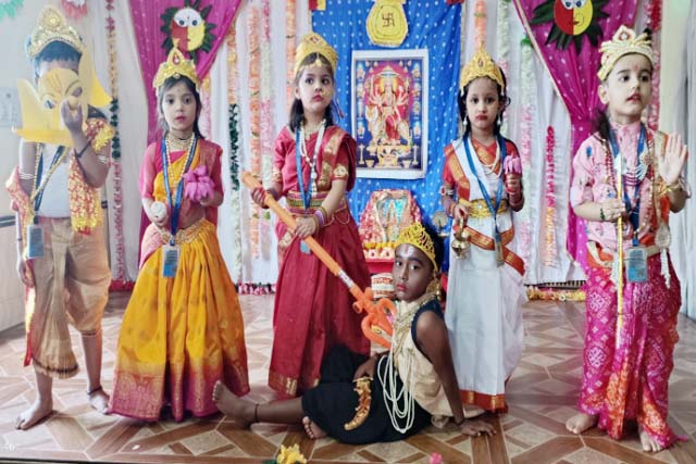 संदीपनी पब्लिक स्कूल में नवरात्रि उत्सव का आयोजन हुआ