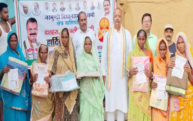 हेमंत सरकार की योजनाओं का ग्रामीण महिलाएं उठा रही हैं लाभ : मणि शंकर