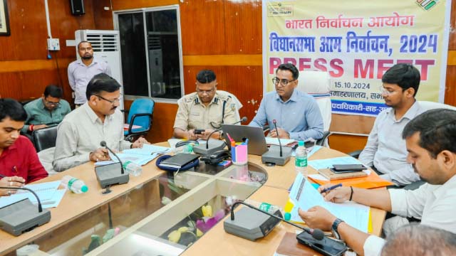 दूसरे चरण में होगा देवघर, सारठ एवं मधुपुर विधानसभा का चुनाव:डीसी