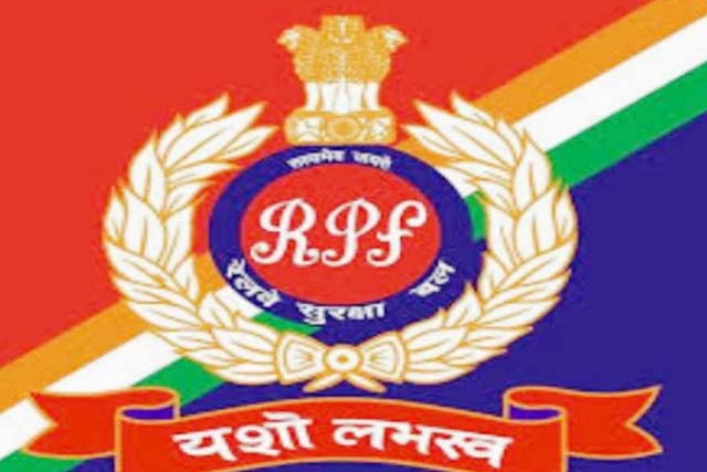 ट्रेन से 289 किलोग्राम सामान की चोरी मामले में दो आरोपी गिरफ्तार