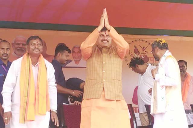 ‘रोटी,बेटी और माटी’ की रक्षा के लिए बनानी है झारखंड में सरकार, ले संकल्प: सीएम मोहन यादव