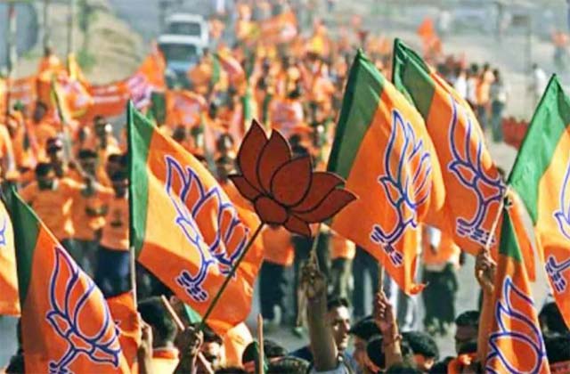 यूपी विस उपचुनाव: 10 में से 9 विधानसभा सीटों पर लड़ेगी भाजपा,एक सीट नए सहयोगी को देगी