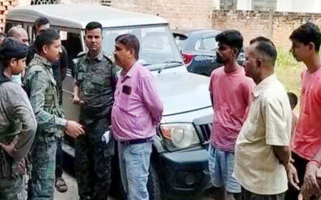 तीन घरों को चोरों ने बनाया निशाना, स्कूटी सहित लाखों की चोरी
