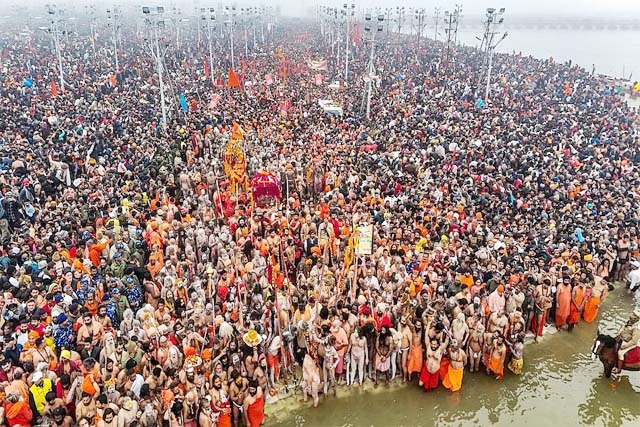 महाकुम्भ में कैसे गिने जाते हैं श्रद्धालु, पहली बार अंग्रेजों ने करायी थी गिनती