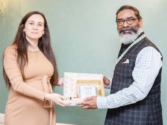 स्पेन सरकार से झारखंड में अक्षय ऊर्जा परियोजनाओं में निवेश को लेकर हुई चर्चा