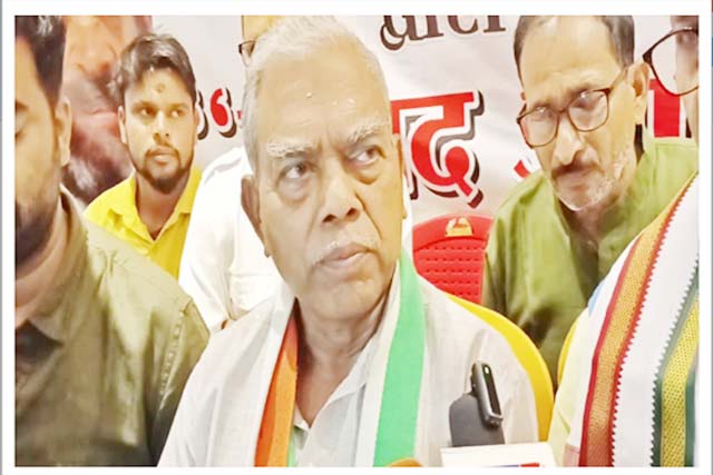 वोट अधिकार यात्रा में शामिल होने बिहार रवाना हुआ झारखंड कांग्रेस के नेताओं का दल