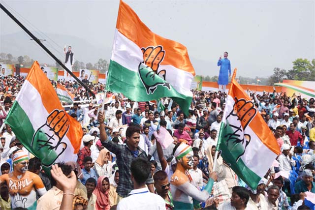 बिहार का रण: कांग्रेस की बढ़ी मुसीबत, अपने ही अपनों पर बना रहे दबाव