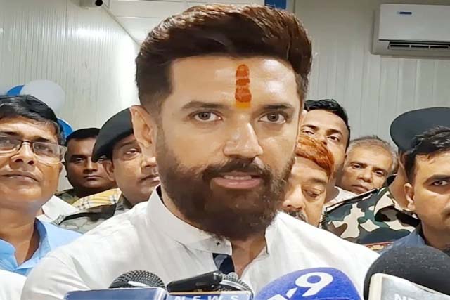 एनडीए में पेंच : सीट शेयरिंग पर हो रही चर्चा के बीच चिराग ने कहा- जीना है तो मरना सीखो