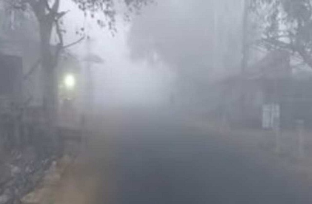 बिहार के जिलों में लुढ़का पारा, कोहरा और तेज हवाएं मिलकर बढ़ा रहे लोगों की मुश्किलें