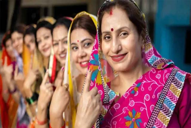 महिलाओं के लिए एक ऐसी योजना, जिसमें बिना गारंटी मिल सकता है तीन लाख तक का लोन
