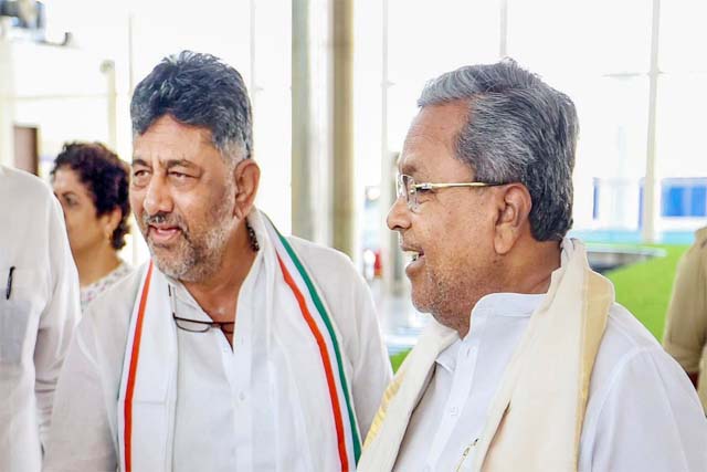 कर्नाटक में सिद्धरमैया और डीके के बीच समझौता……….तूफान के आने से पहले की शांति