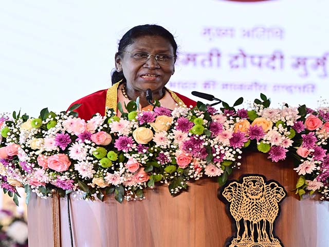 ऊंचा पद नहीं, लोगों की जिंदगी में बदलाव ही असली सफलता : राष्ट्रपति