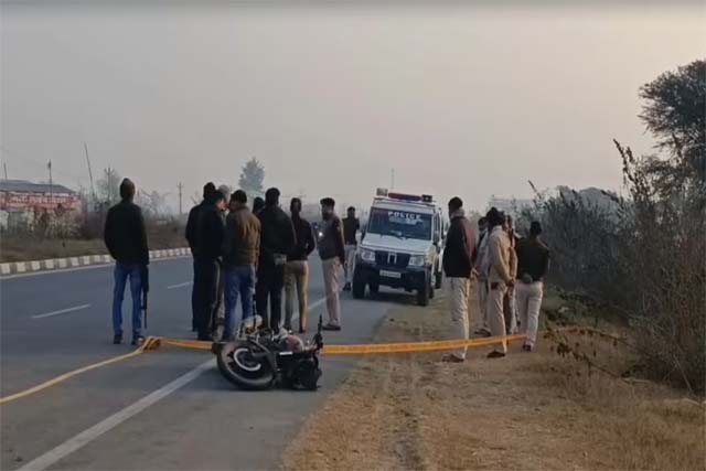 कुख्यात परमानंद यादव को पुलिस ने पैर में मारी गोली
