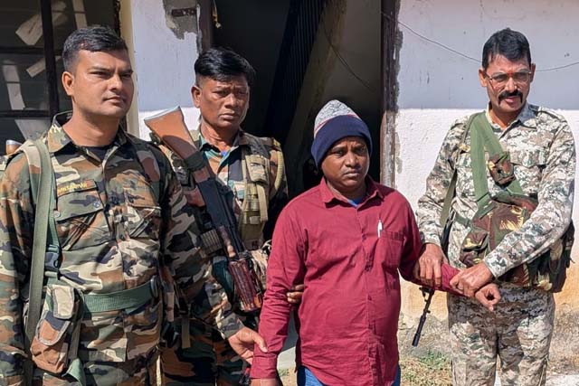 एसीबी ने रोजगार सेवक को सात हजार रुपये घूस लेते किया गिरफ्तार