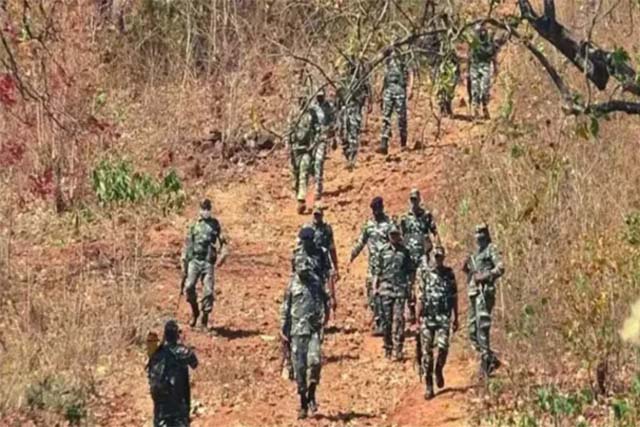 छत्तीसगढ़ के बीजापुर मुठभेड़ में 1 नक्सली ढेर, एके-47 बरामद