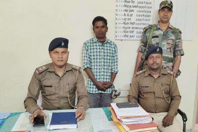 छह साल से फरार माओवादी समर्थक गिरफ्तार