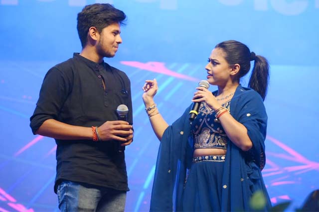 बैद्यनाथ महोत्सव में सांस्कृतिक रंगत, दूसरे दिन कलाकारों ने बांधा समां