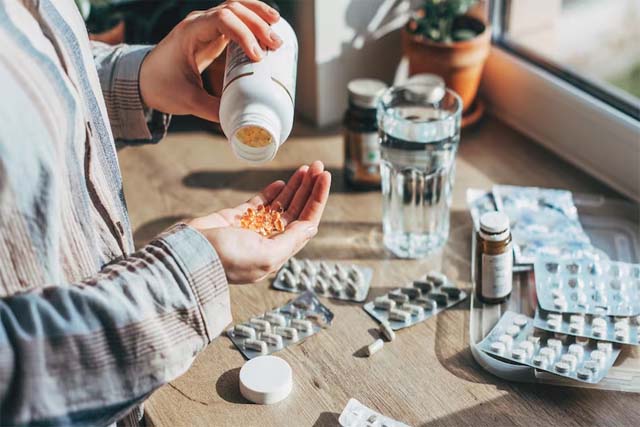 मुंबई में लाइव म्यूजिक कॉन्सर्ट के दौरान ड्रग ओवरडोज से 2 छात्रों की मौत, एक युवती की हालत गंभीर