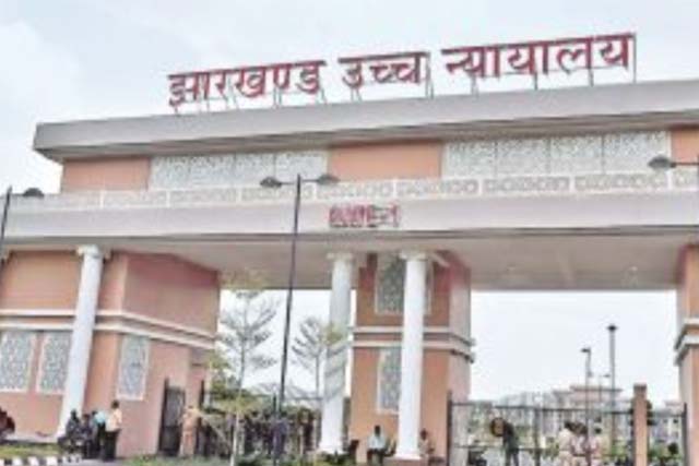 HIGH COURT ने CO से पूछा, कब्जा हटाने की बजाय निर्माण ध्वस्त क्यों किया