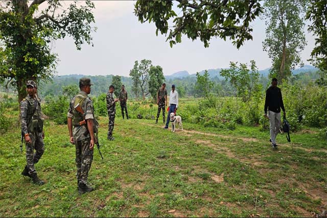खूंटी में युवक युवती की धारदार हथियार से हत्या