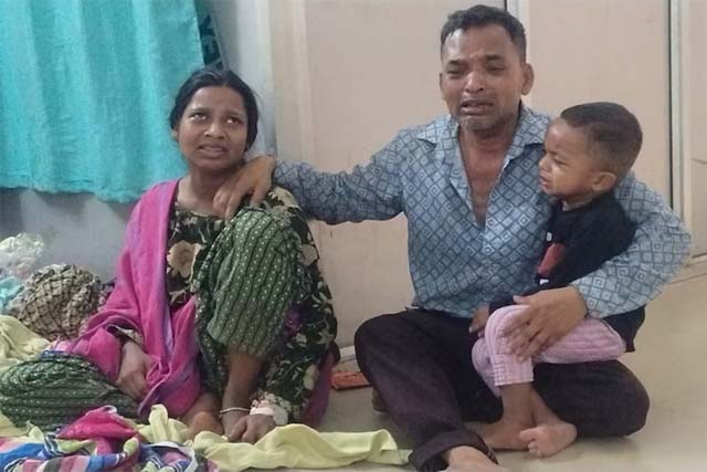 चाईबासा में इंसानियत शर्मसार : चलती ट्रेन से मां ने नवजात को फेंका