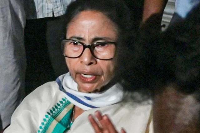 प. बंगाल विधानसभा भंग, नयी सरकार के गठन का मार्ग प्रशस्त, अब ममता बनर्जी नहीं रही मुख्यमंत्री