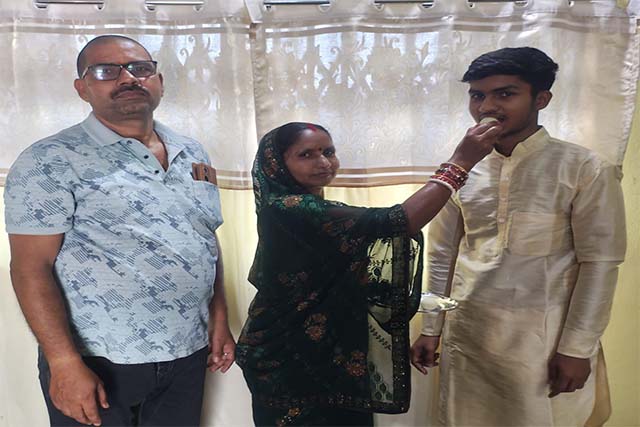 जेएनवी हंसडीहा का इंटर परीक्षा परिणाम शत-प्रतिशत, विज्ञान में प्रीतम पीयूष एवं कला में खुशबू टुडू बनीं टॉपर