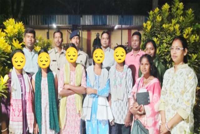 चक्रधरपुर रेलवे स्टेशन पर मानव तस्करी की आशंका नाकाम, 09 नाबालिग बच्चों को बचाया गया