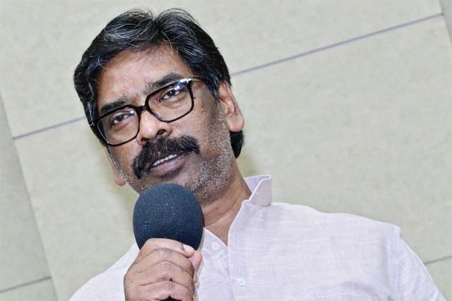 मुख्यमंत्री हेमंत का आदेश, सभी सरकारी कार्यालयों के बाहर करें पेयजल की व्यवस्था