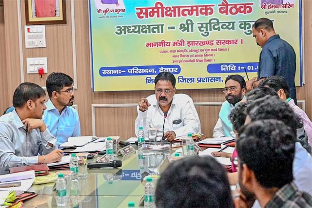 श्रावणी मेला : मंत्री ने अधिकारियों को समय पर सभी कार्य पूरे करने का दिया निर्देश