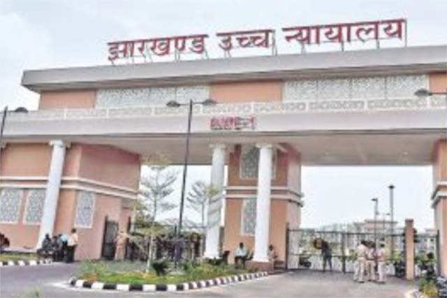 कैदियों की रिहाई पर झारखंड हाईकोर्ट सख्त, राज्य सरकार से मांगा जवाब