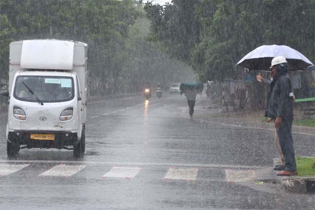 रांची समेत कई इलाकों में बारिश, गर्मी मिली राहत, 25 जून तक हल्की वर्षा और वज्रपात की संभावना