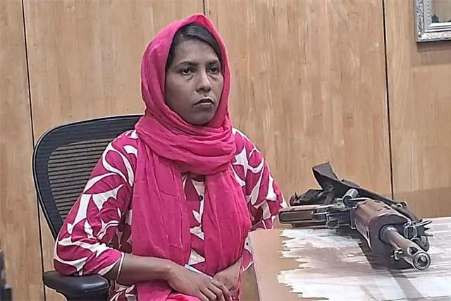बंगाल में 10 लाख की इनामी माओवादी नेता ‘पुष्पा’ ने किया आत्मसमर्पण