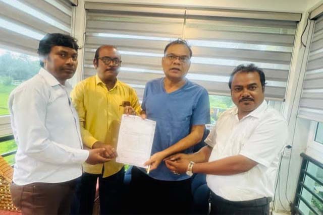 आदिवासी कल्याण विभाग के विद्यालयों में आउटसोर्स से नहीं होगी चतुर्थ श्रेणी नियुक्ति : चमरा लिंडा