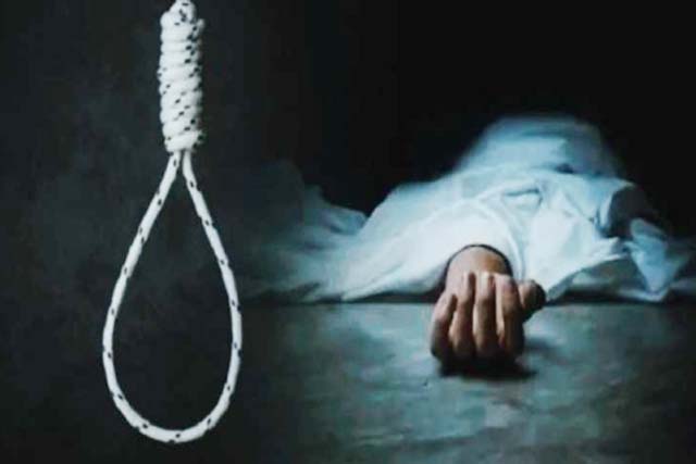 गर्ल्स हॉस्टल में छात्रा ने की खुदकुशी