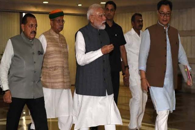 नीट में गड़बड़ी करने वालों के खिलाफ होगी सख्त कार्रवाई, PM मोदी की सांसदों की बैठक में घोषणा