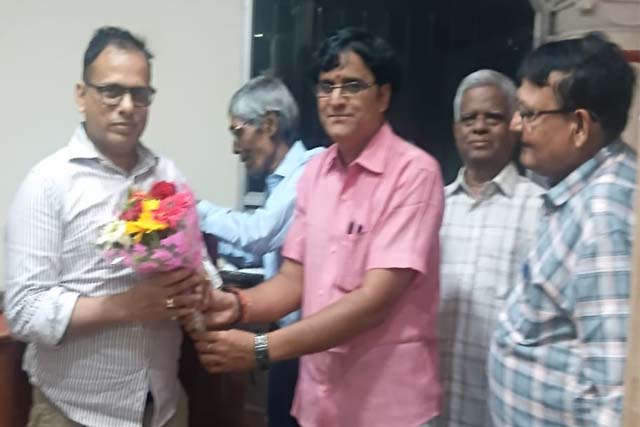 ए.एन. कॉलेज दुमका की कथित वित्तीय अनियमितताओं की उच्चस्तरीय जांच की मांग, प्रधान सचिव को सौंपा ज्ञापन