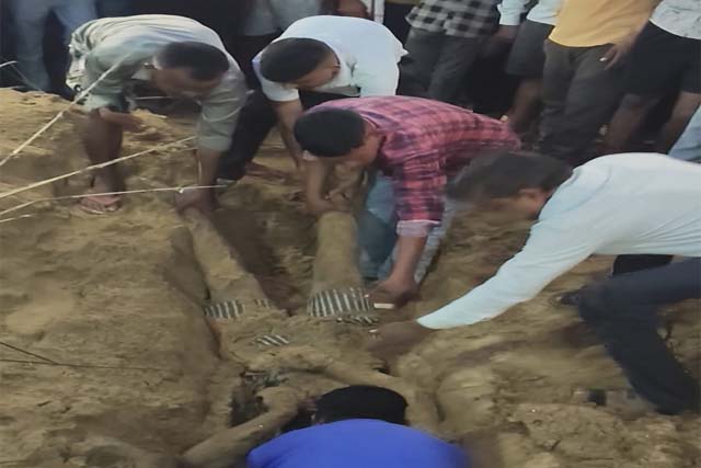 युवक की हत्या कर कोयल नदी में दफनाया गया शव बरामद